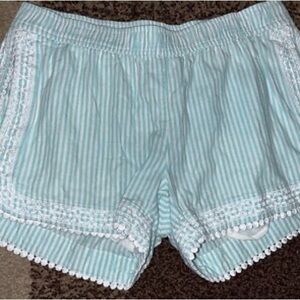 Blue striped Vineyard Vines shorts